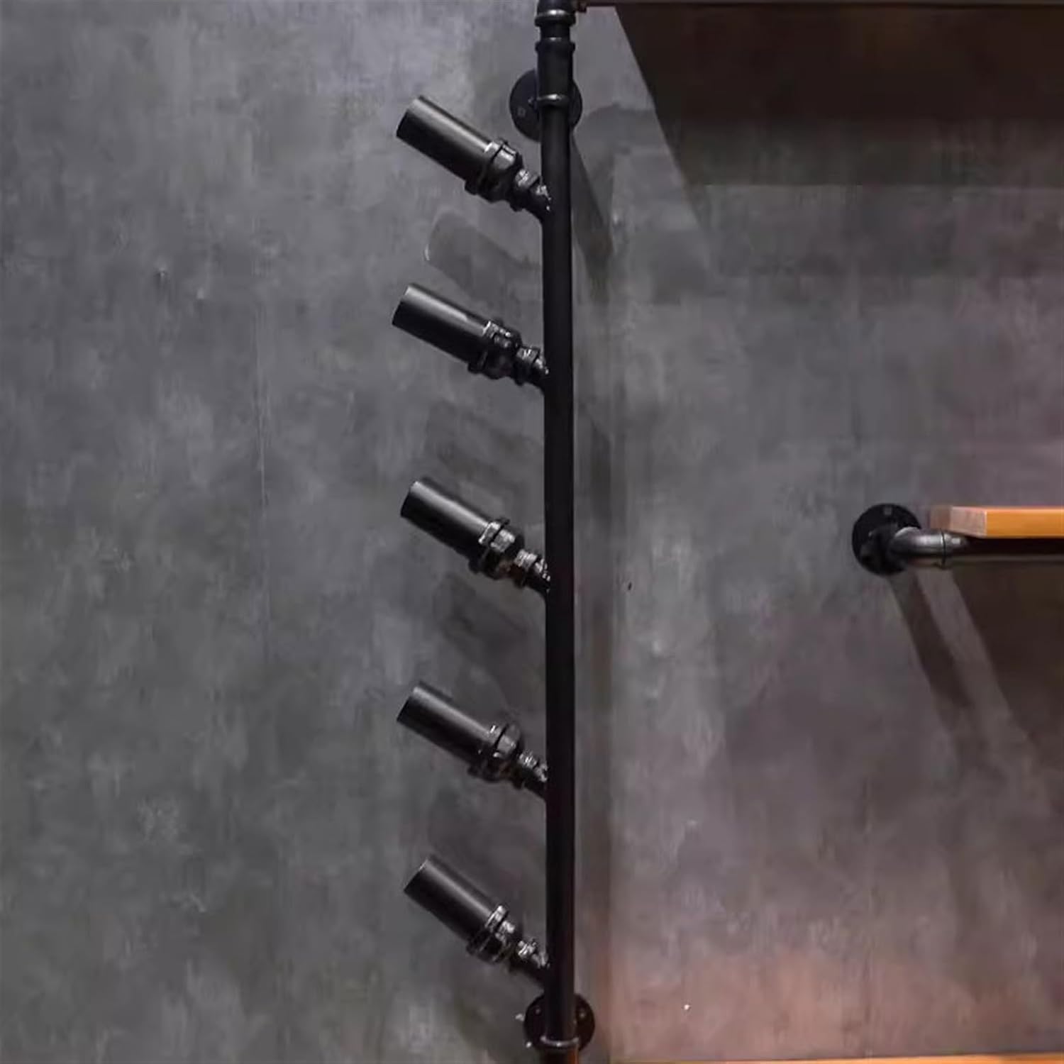 GRFIT Wall-Mounted Wine Rack with Industrial Style