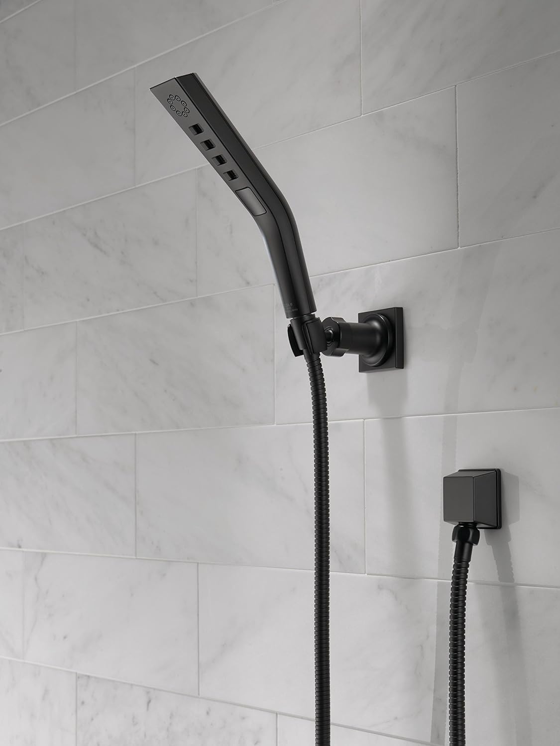 Delta Faucet 55799-BL Hand Shower with 3 Settings