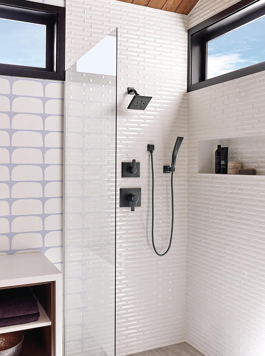 Delta Faucet 55799-BL Hand Shower with 3 Settings